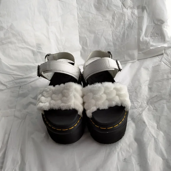 Dr. Martens Voss Quad Fluffy size 8L - Picture 15 of 16